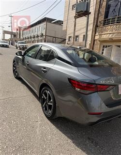 نيسان سنترا